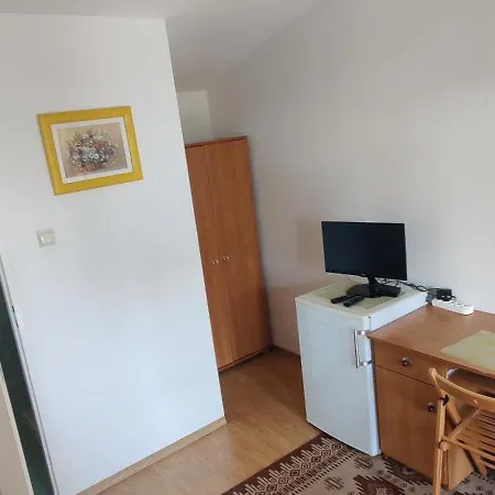 Mercja Konukevi 3*